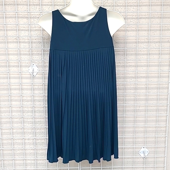 New With Tags Calvin Klein Pleated Midi Dress Size 12 - Picture 3 of 8